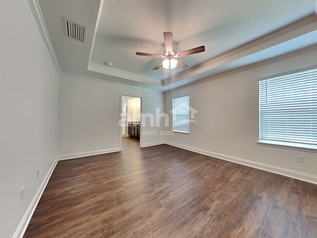 Building Photo - 311 Banyan Frst Dr