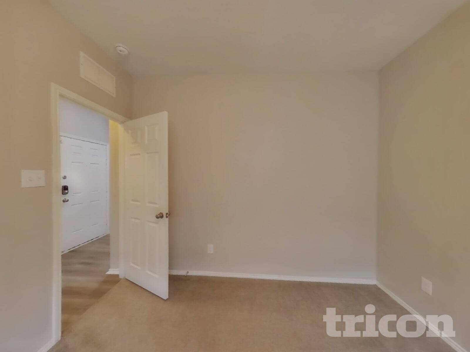 Building Photo - 115 Abelia Dr