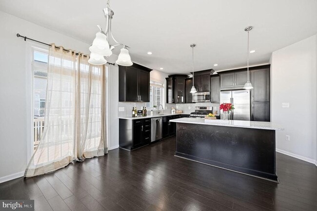 Building Photo - 23445 Millville Woods Square