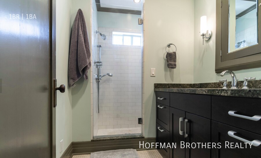 Building Photo - 254 S Vendome St