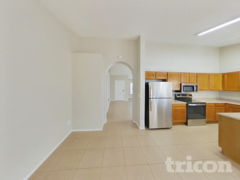 Building Photo - 6219 W North Ln