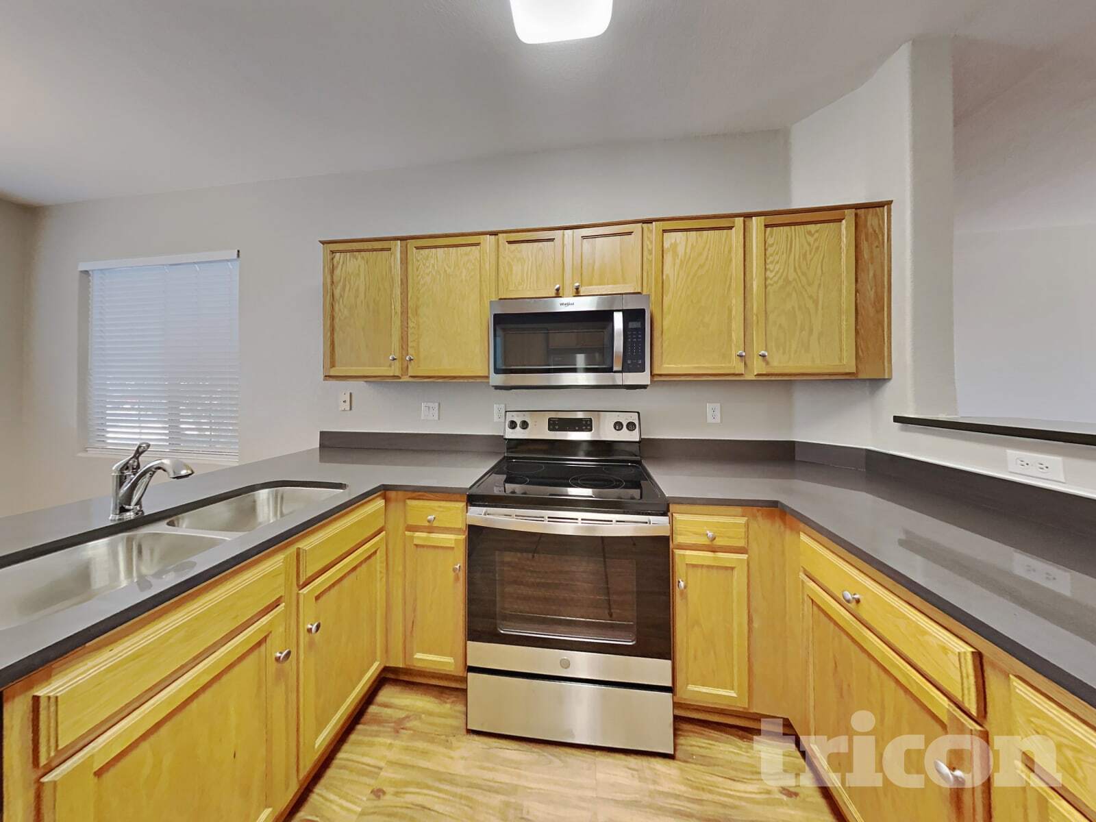 Building Photo - 12919 W Soledad St