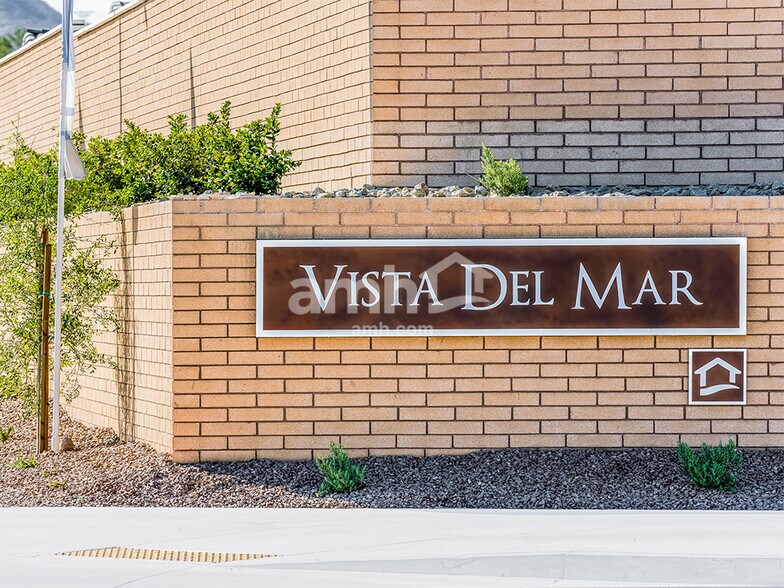 Building Photo - 534 Silverbell Falls Pl