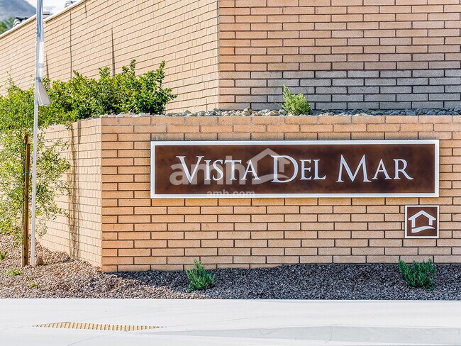 Building Photo - 545 Silverbell Fls Pl