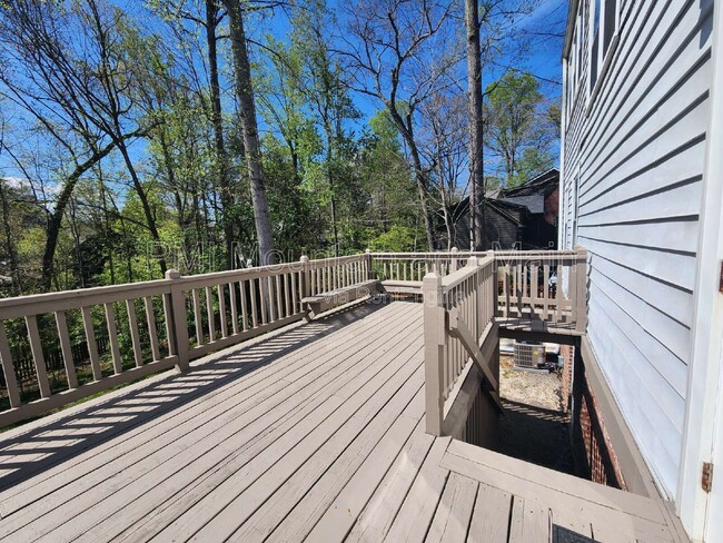 Building Photo - 39 Westover Dr