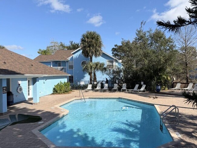 Building Photo - 2723 N Poinciana Blvd