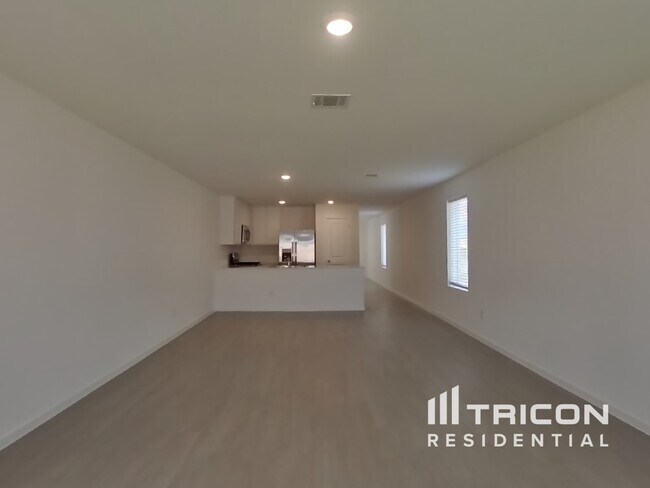 Building Photo - 3009 fantasy Terrace Dr