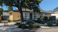 Building Photo - 6419 E Fairbrook St