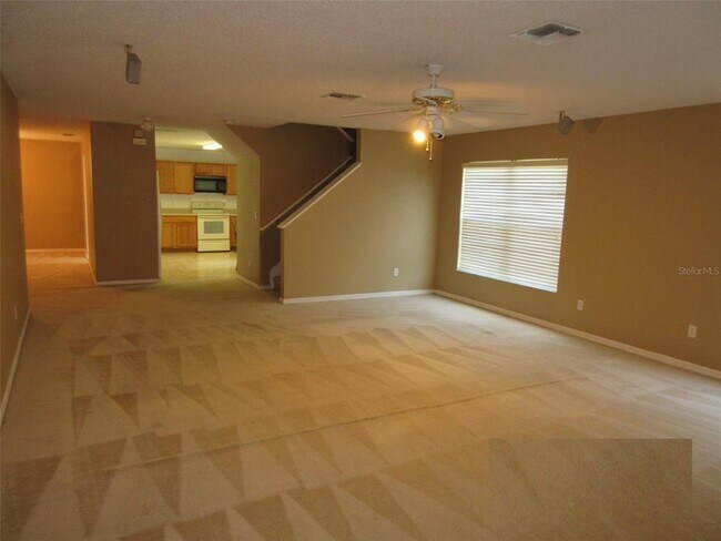 Building Photo - 926 Horseshoe Falls Dr