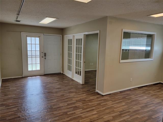 Building Photo - 1358 Meadow Creek Dr