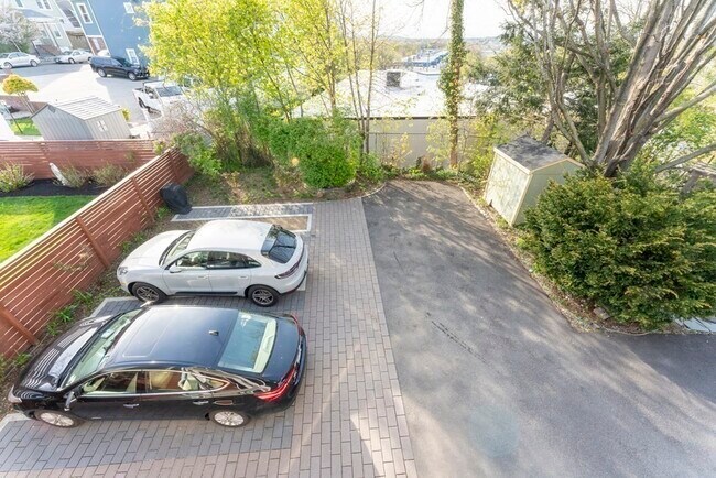 Building Photo - 86 Fremont St