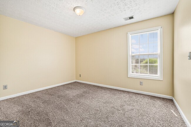 Building Photo - 1376 Bramlett Forest Ct SE