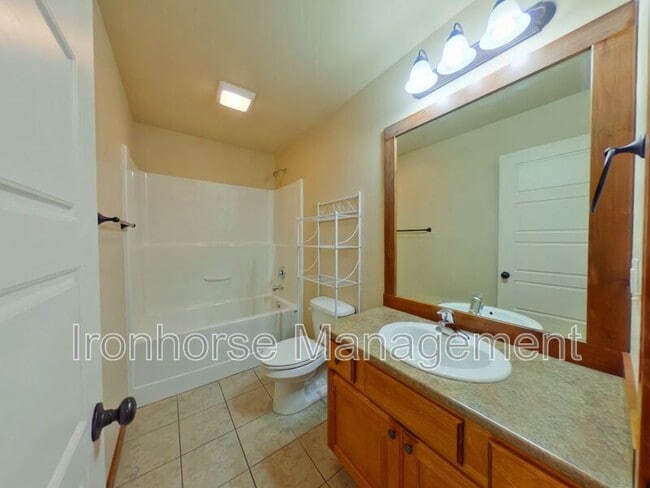 Building Photo - 103 Covey Ct