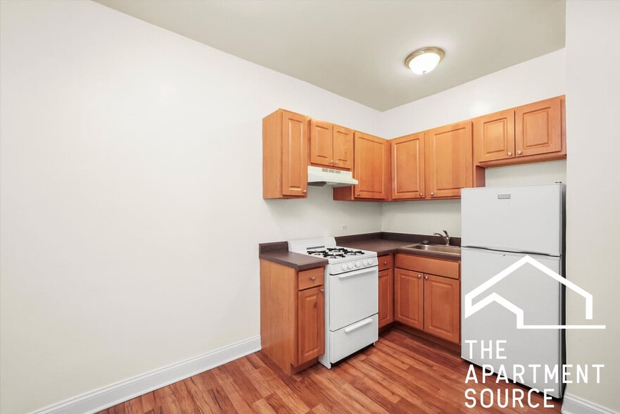 Building Photo - 1750 N Humboldt Blvd