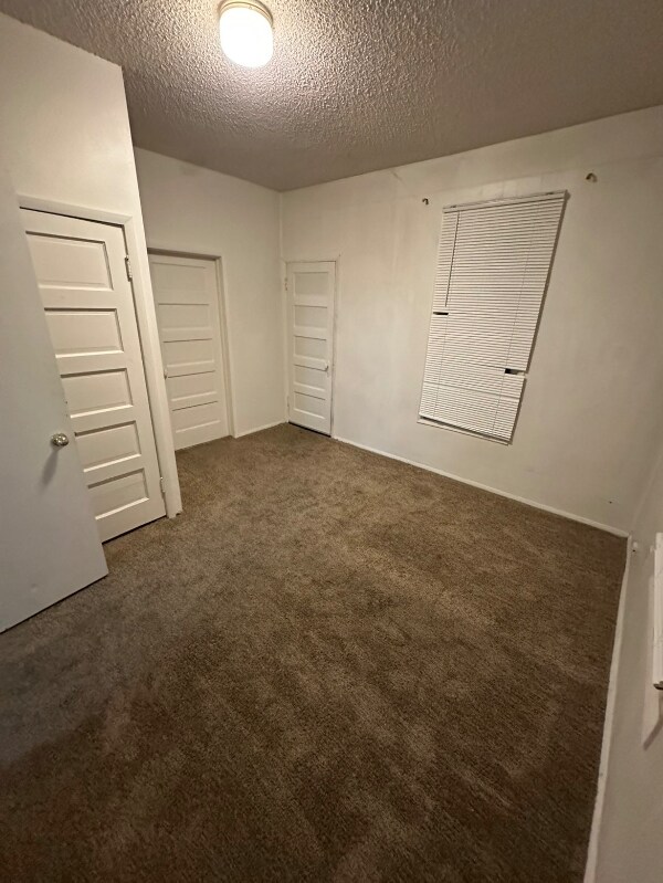 Building Photo - 325 1st Ave