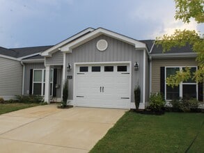 Building Photo - 8116 Bannock Cir