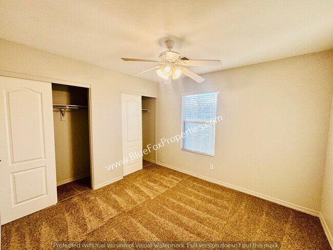 Building Photo - 5858 E Sanderling Dr