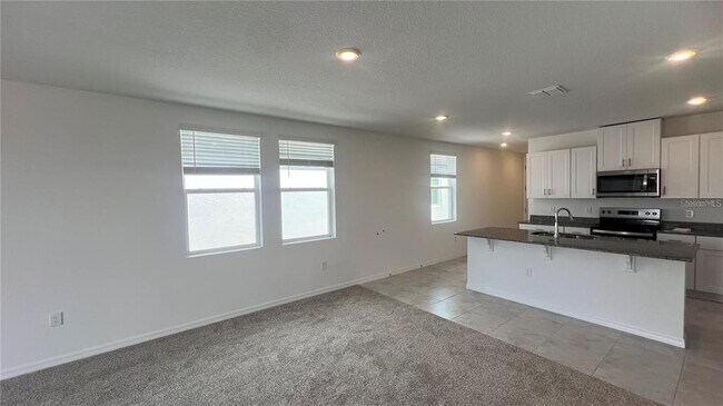 Building Photo - 3185 Viceroy Ct