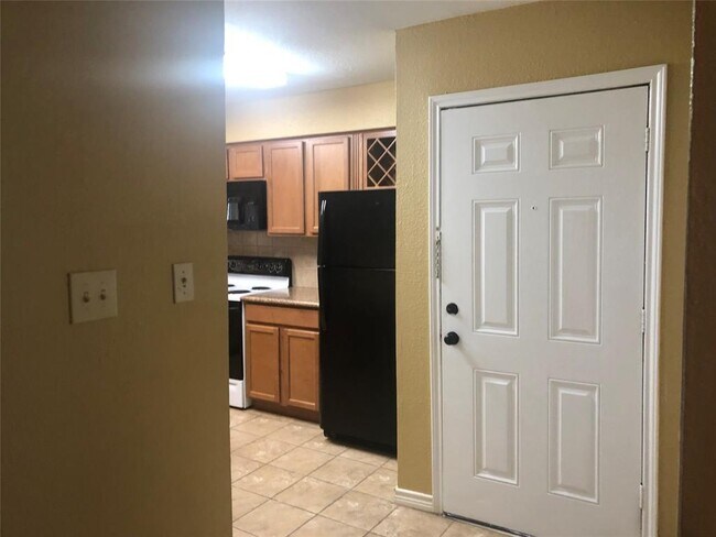 Building Photo - 14515 Wunderlich Dr
