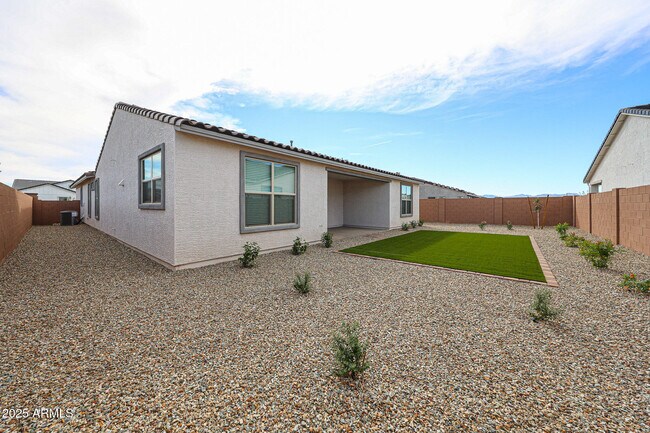 Building Photo - 25128 N 171st Ave