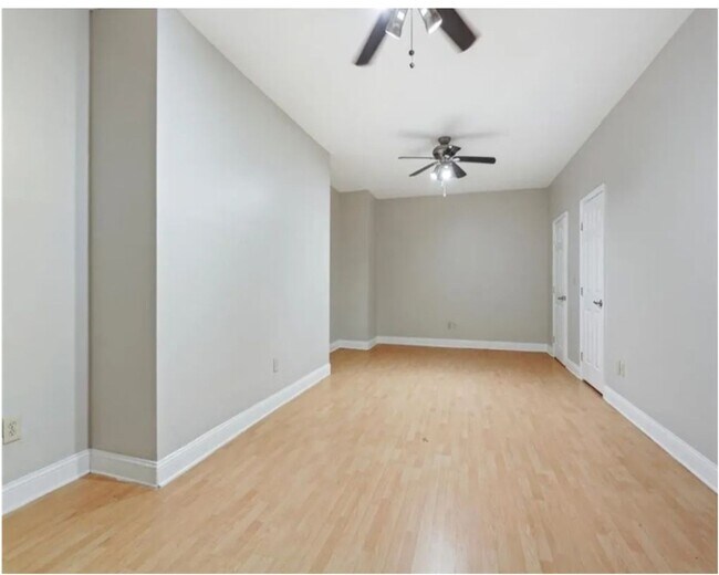 Building Photo - Charming 3BR Townhome in Atlanta