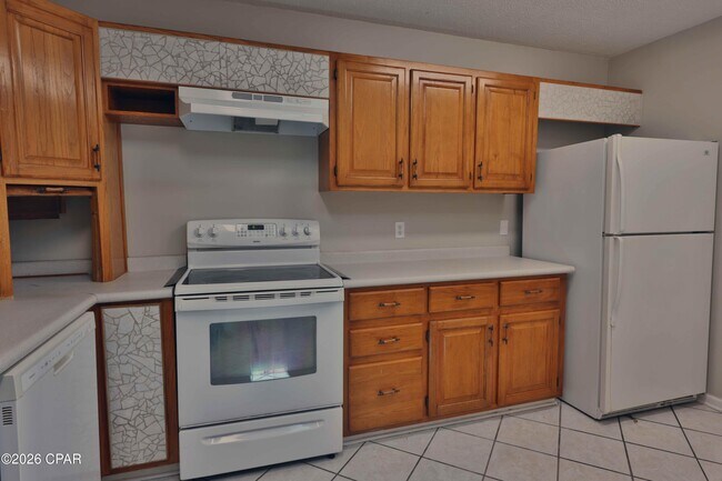 Building Photo - 3931 Treasure Cir