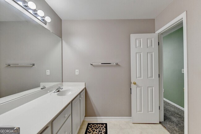 Building Photo - 236 Windy Cir