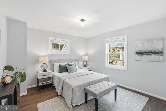 Building Photo - 5716 Crawford Dr