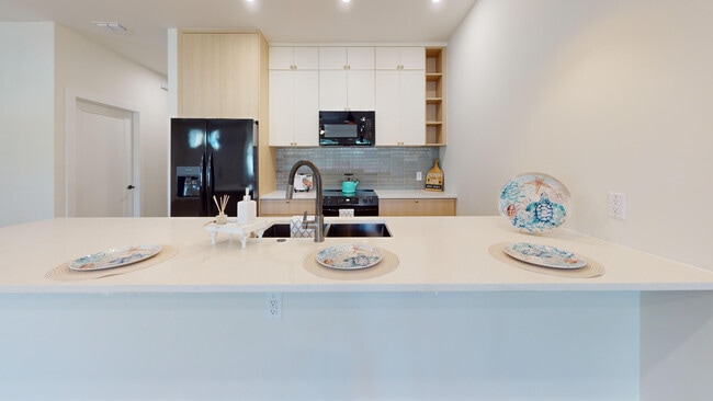 Kitchen Bar - The Canopy Townhomes