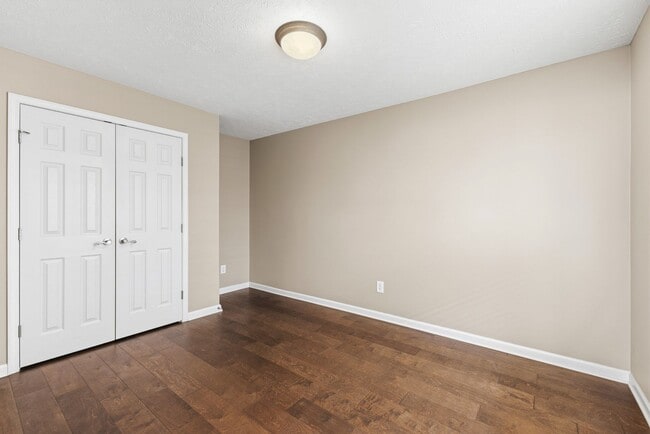 Building Photo - 395 Devon Chase Hill