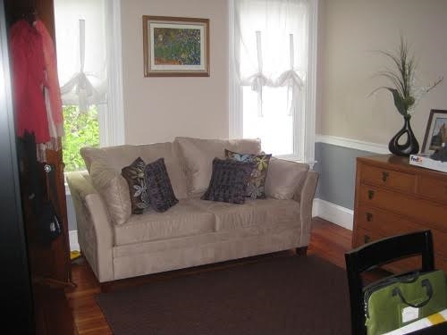 second bedroom - 48 Banks St
