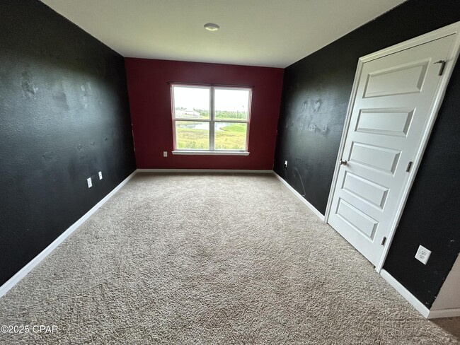 Building Photo - 5808 Tiagra Dr