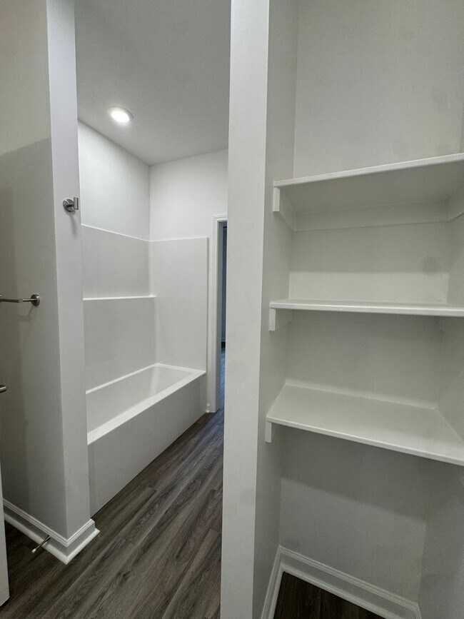 Building Photo - 3017 Olivia Ct