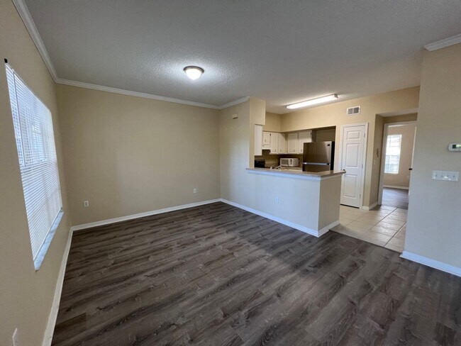 Building Photo - Spacious 2/2 in The Links at Haile