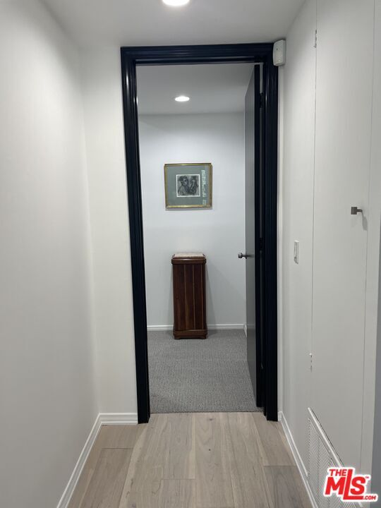 Building Photo - 9033 Vista Grande St