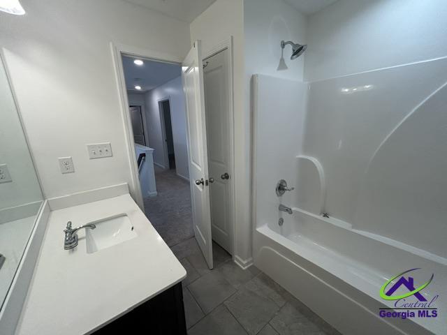 Building Photo - 108 E River Cane Run