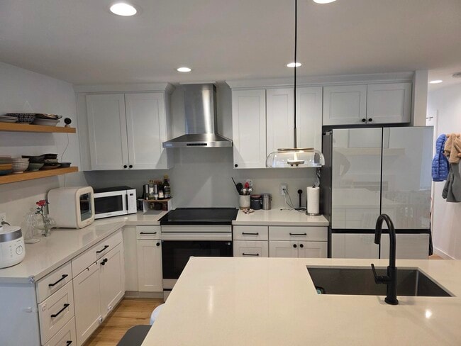 Building Photo - 25728 SE 35th Pl