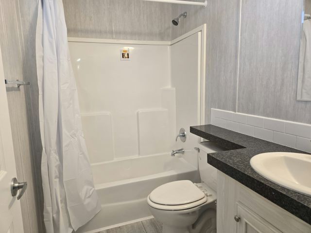 Building Photo - 2164 Greenbrier Village Loop