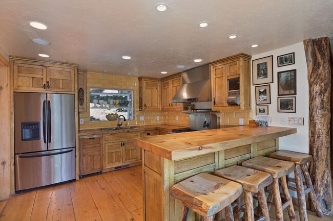 Building Photo - Winter Rental – $14,000/month (6-Month Lease)