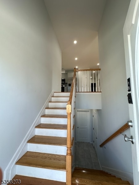 Building Photo - 476 Meade St