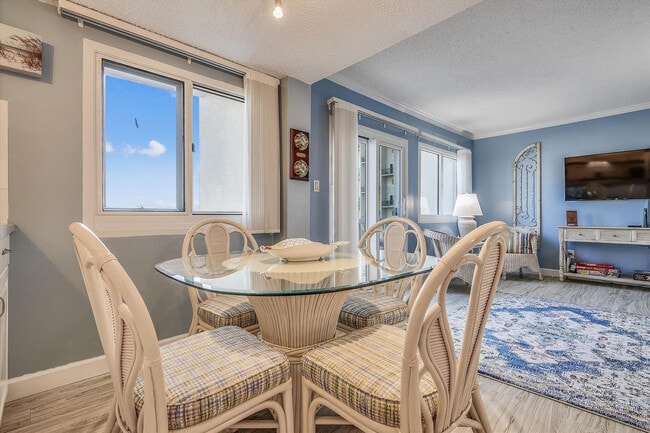 Building Photo - 23223 Front Beach Rd