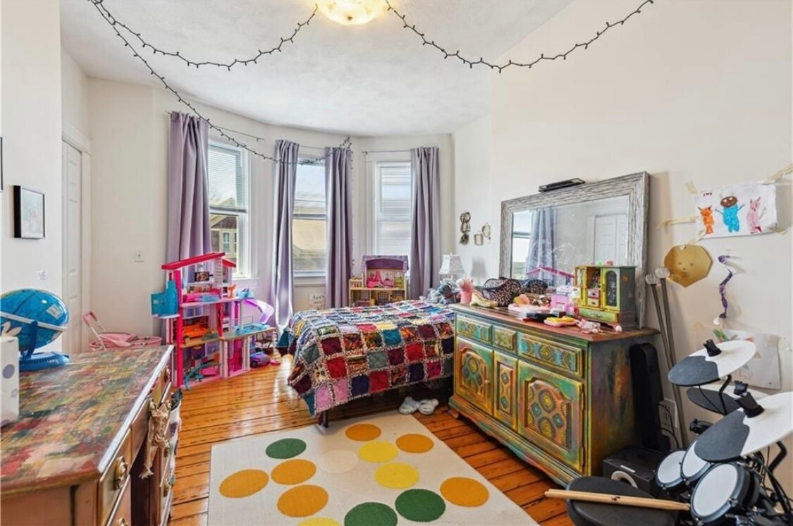 Bedroom 1 - 42 Cypress St