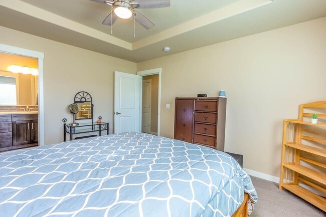 Building Photo - 3760 SW Badger Ct