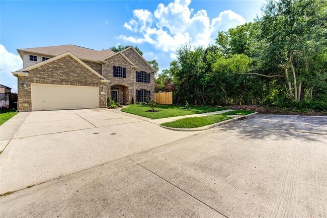Building Photo - 5002 Laura Lee Ln