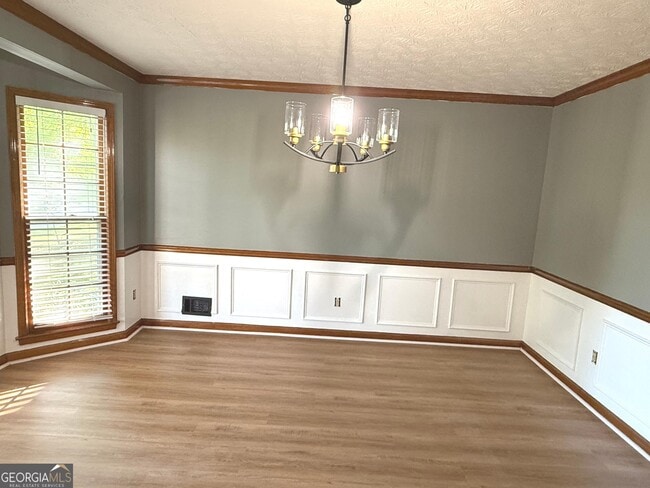 Building Photo - 3707 John Carrol Dr