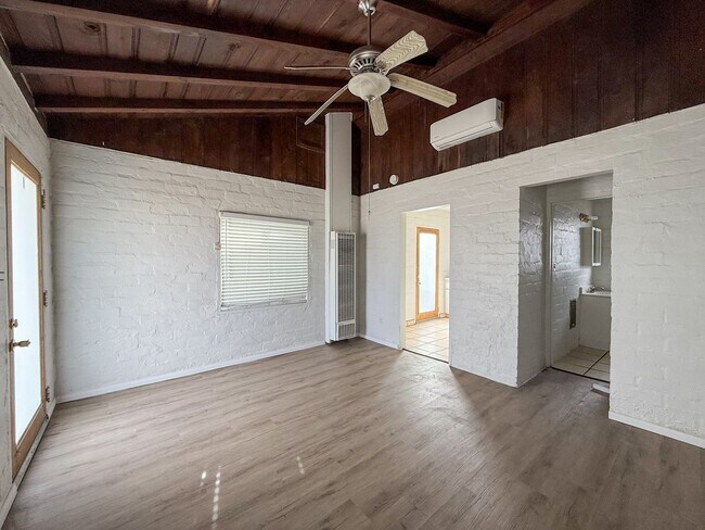 Building Photo - 73544 Cedar Dr