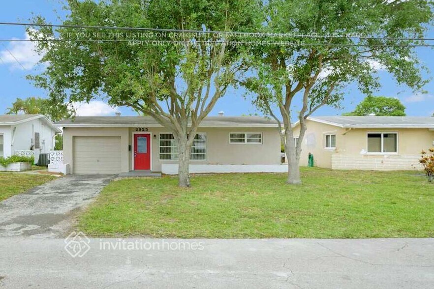Primary Photo - 2925 NW 69th Ave