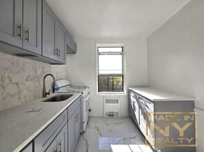 Building Photo - 1 bedroom in FOREST HILLS NY 11375