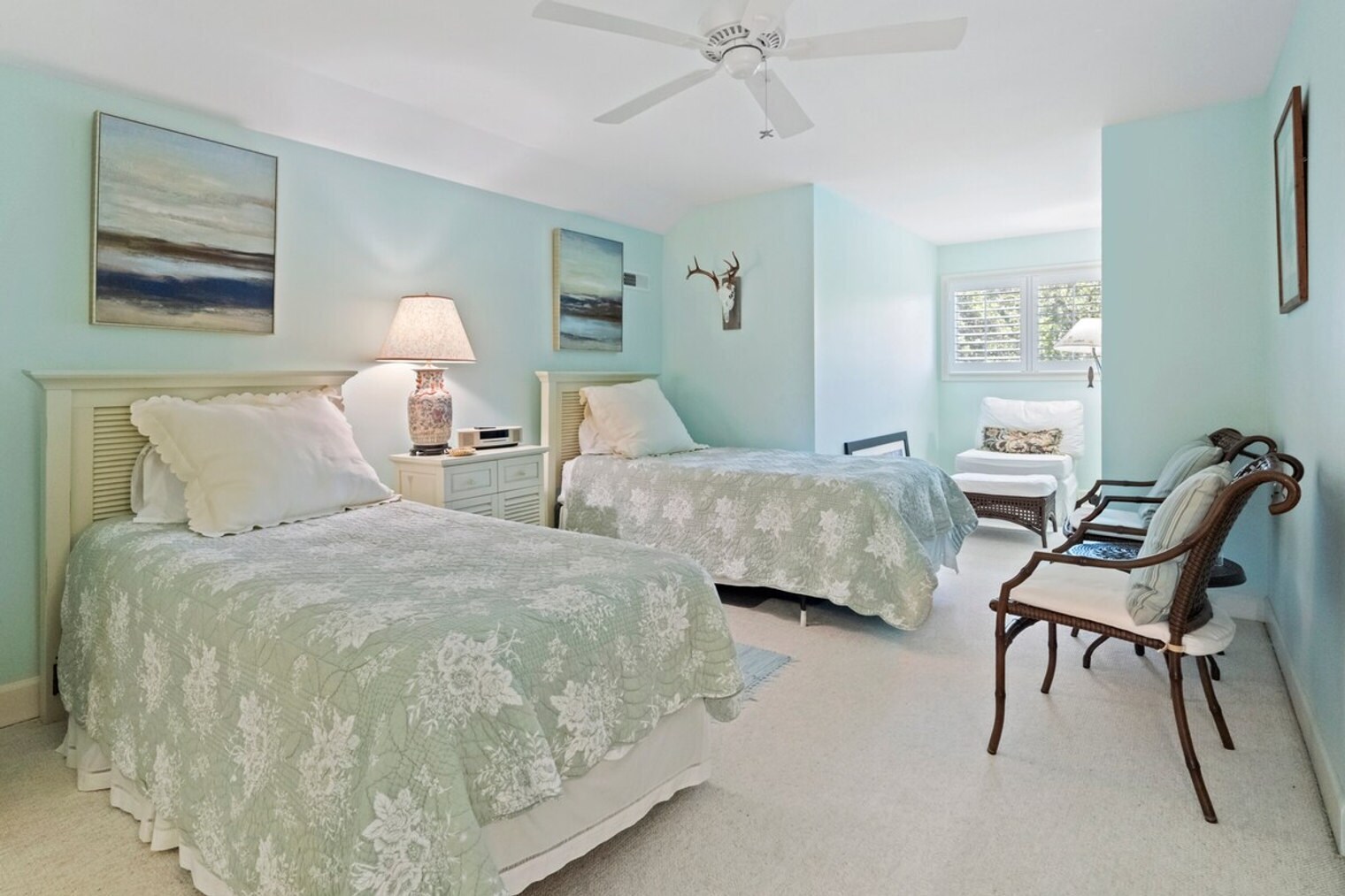 Building Photo - 49 Collins Meadow Dr