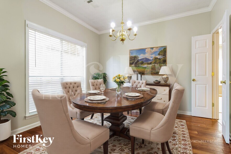 Building Photo - 6290 Fairway Hill Cove